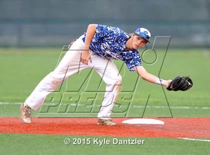 Thumbnail 2 in Robinson vs Carthage (UIL 4A Region 3 Quarterfinal) photogallery.