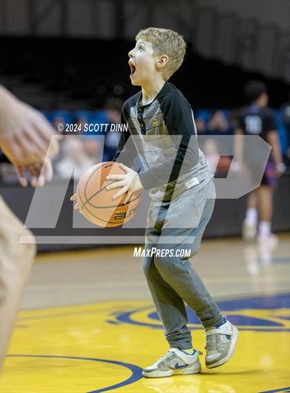 Thumbnail 2 in Los Gatos vs Santa Teresa (Santa Cruz Warriors NorCal Invitational) photogallery.