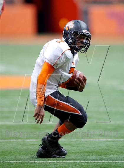 Thumbnail 1 in Tuckahoe vs. Randolph (NYSPHSAA Class D Final) photogallery.