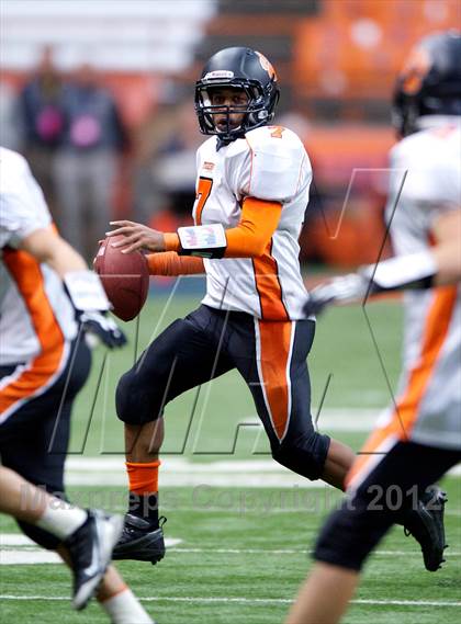 Thumbnail 2 in Tuckahoe vs. Randolph (NYSPHSAA Class D Final) photogallery.