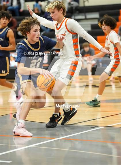Thumbnail 2 in Mullen @ Lakewood photogallery.