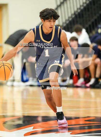Thumbnail 2 in Mullen @ Lakewood photogallery.