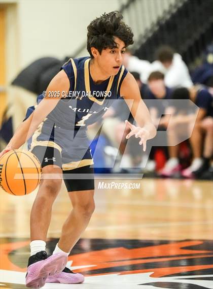 Thumbnail 3 in Mullen @ Lakewood photogallery.