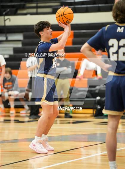 Thumbnail 2 in Mullen @ Lakewood photogallery.