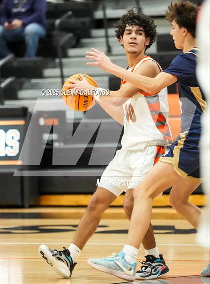 Thumbnail 3 in Mullen @ Lakewood photogallery.