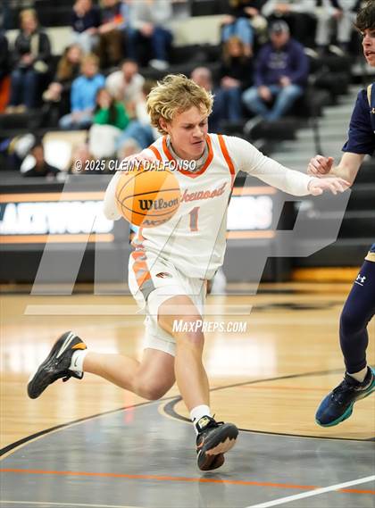 Thumbnail 3 in Mullen @ Lakewood photogallery.