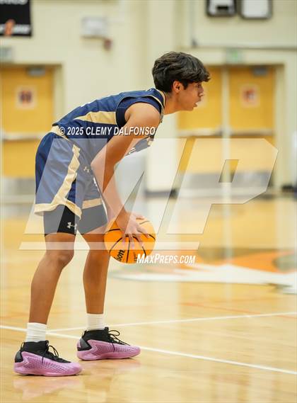 Thumbnail 1 in Mullen @ Lakewood photogallery.