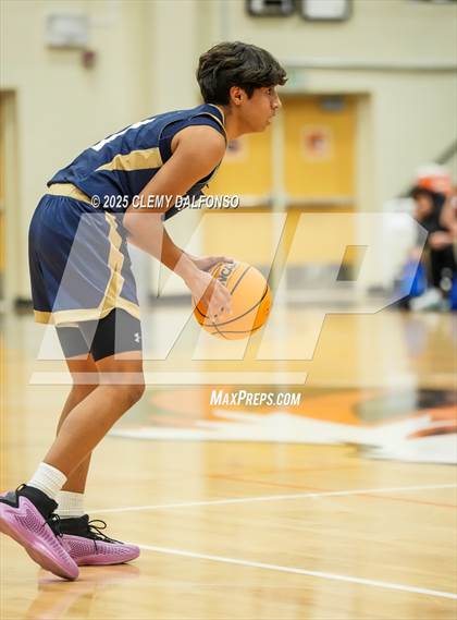 Thumbnail 1 in Mullen @ Lakewood photogallery.