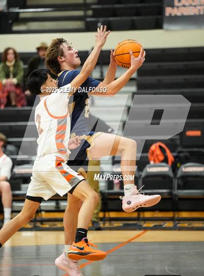 Thumbnail 2 in Mullen @ Lakewood photogallery.