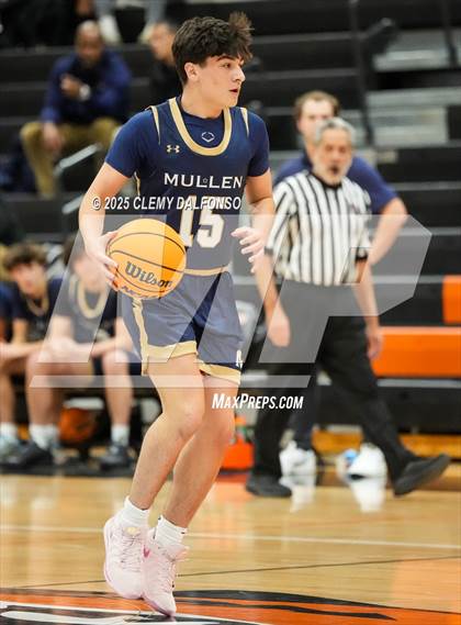 Thumbnail 1 in Mullen @ Lakewood photogallery.