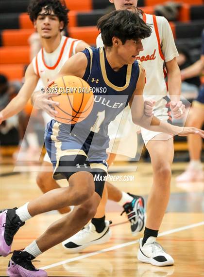 Thumbnail 2 in Mullen @ Lakewood photogallery.