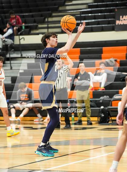 Thumbnail 3 in Mullen @ Lakewood photogallery.