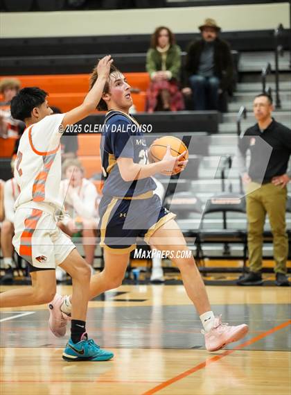 Thumbnail 2 in Mullen @ Lakewood photogallery.