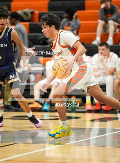 Thumbnail 3 in Mullen @ Lakewood photogallery.