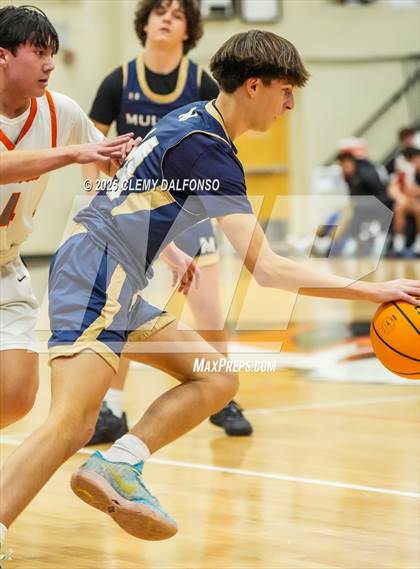 Thumbnail 1 in Mullen @ Lakewood photogallery.