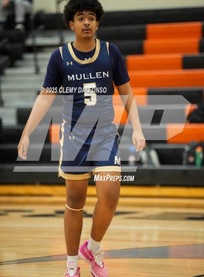 Thumbnail 1 in Mullen @ Lakewood photogallery.
