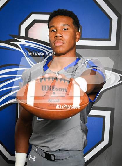 Thumbnail 2 in Chandler (Preseason Early Contenders Photo Shoot)  photogallery.