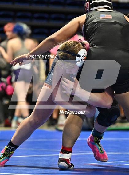 Thumbnail 1 in UIL 5A/6A State Championships - Round 1 photogallery.