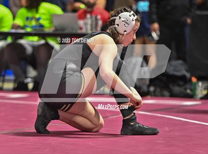 Thumbnail 2 in UIL 5A/6A State Championships - Round 1 photogallery.