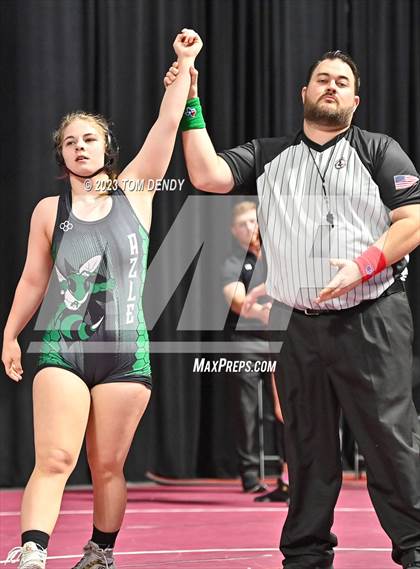 Thumbnail 1 in UIL 5A/6A State Championships - Round 1 photogallery.