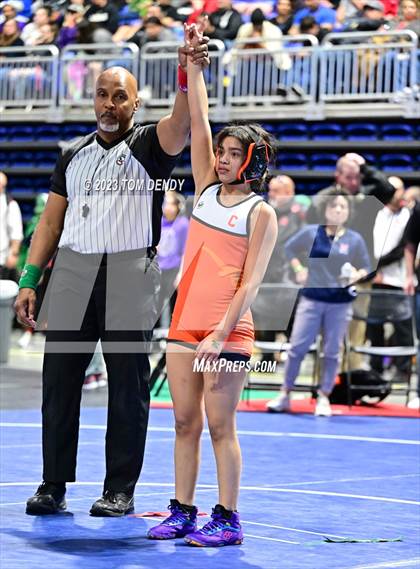 Thumbnail 2 in UIL 5A/6A State Championships - Round 1 photogallery.