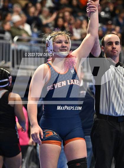 Thumbnail 3 in UIL 5A/6A State Championships - Round 1 photogallery.