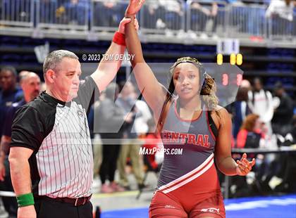 Thumbnail 3 in UIL 5A/6A State Championships - Round 1 photogallery.