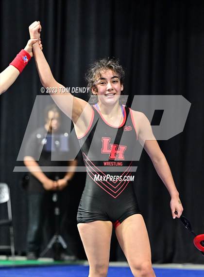 Thumbnail 2 in UIL 5A/6A State Championships - Round 1 photogallery.