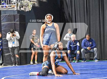 Thumbnail 2 in UIL 5A/6A State Championships - Round 1 photogallery.