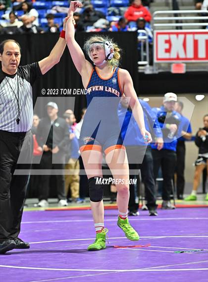 Thumbnail 3 in UIL 5A/6A State Championships - Round 1 photogallery.