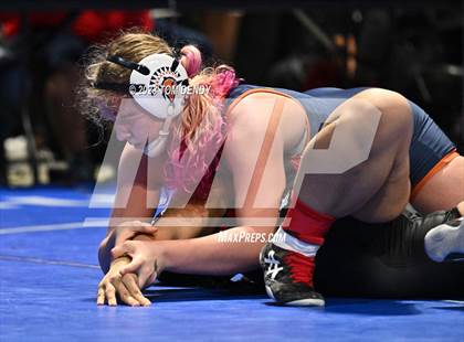 Thumbnail 1 in UIL 5A/6A State Championships - Round 1 photogallery.