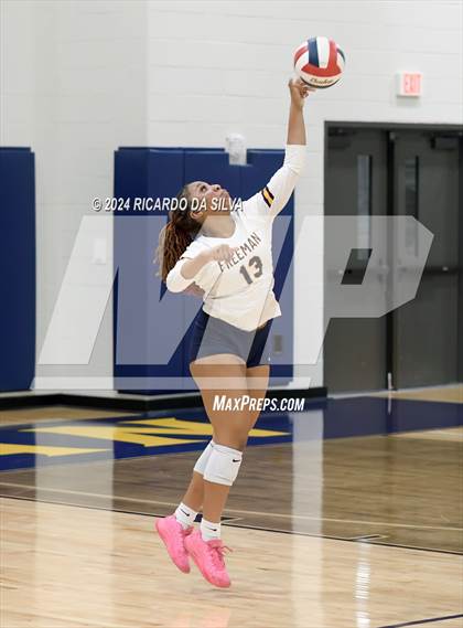 Thumbnail 3 in Freeman vs Cinco Ranch photogallery.