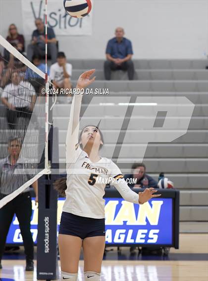 Thumbnail 3 in Freeman vs Cinco Ranch photogallery.
