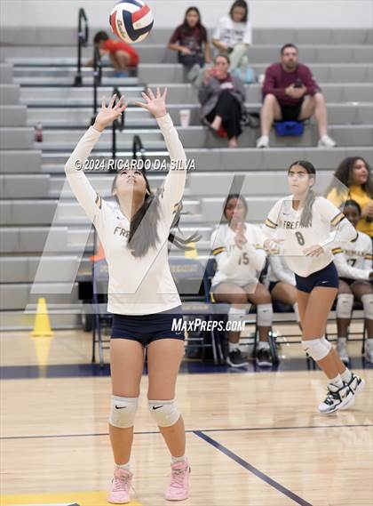 Thumbnail 3 in Freeman vs Cinco Ranch photogallery.