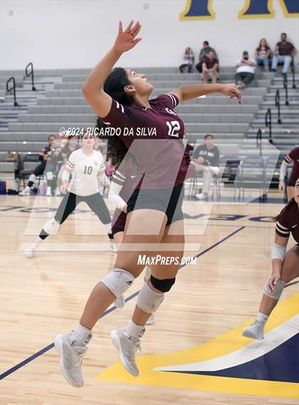 Thumbnail 2 in Freeman vs Cinco Ranch photogallery.