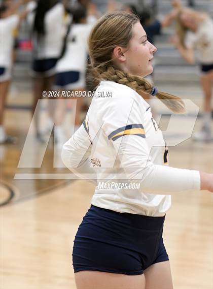 Thumbnail 2 in Freeman vs Cinco Ranch photogallery.