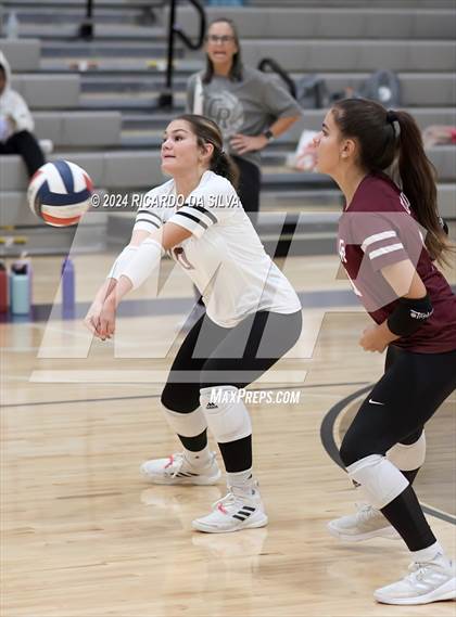 Thumbnail 2 in Freeman vs Cinco Ranch photogallery.