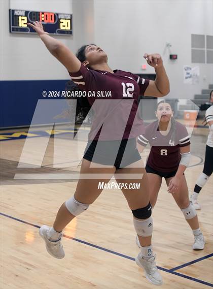 Thumbnail 1 in Freeman vs Cinco Ranch photogallery.