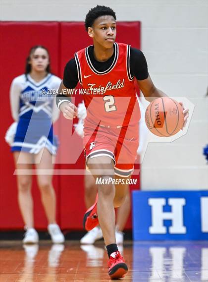 Thumbnail 2 in Hamilton vs. Fairfield (OHSAA Southwest District Division 1 Sectionals Round 2) photogallery.