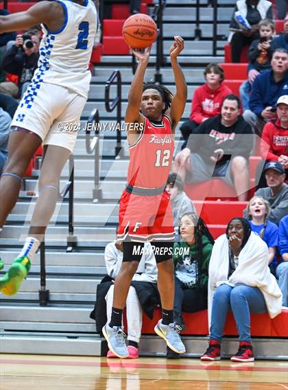 Thumbnail 1 in Hamilton vs. Fairfield (OHSAA Southwest District Division 1 Sectionals Round 2) photogallery.