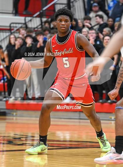 Thumbnail 3 in Hamilton vs. Fairfield (OHSAA Southwest District Division 1 Sectionals Round 2) photogallery.