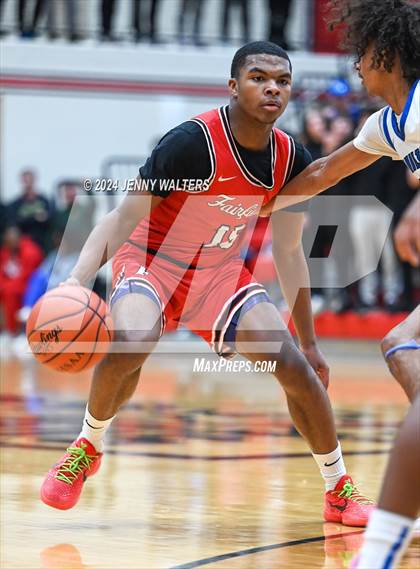 Thumbnail 1 in Hamilton vs. Fairfield (OHSAA Southwest District Division 1 Sectionals Round 2) photogallery.