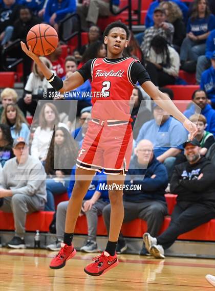 Thumbnail 2 in Hamilton vs. Fairfield (OHSAA Southwest District Division 1 Sectionals Round 2) photogallery.