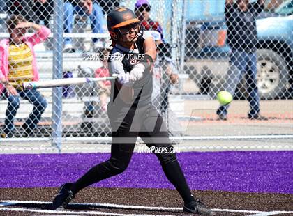 Thumbnail 3 in Gallup @ Miyamura photogallery.