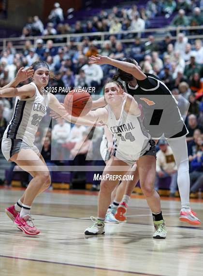 Thumbnail 2 in Central Columbia vs. Jersey Shore (PIAA District 4 Class 4A Final) photogallery.