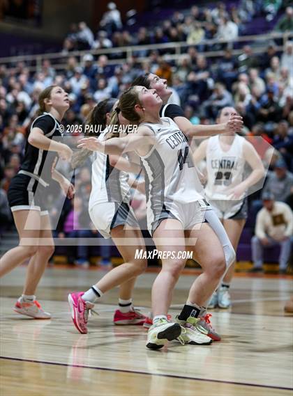 Thumbnail 1 in Central Columbia vs. Jersey Shore (PIAA District 4 Class 4A Final) photogallery.