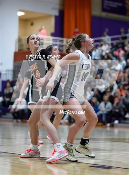 Thumbnail 2 in Central Columbia vs. Jersey Shore (PIAA District 4 Class 4A Final) photogallery.