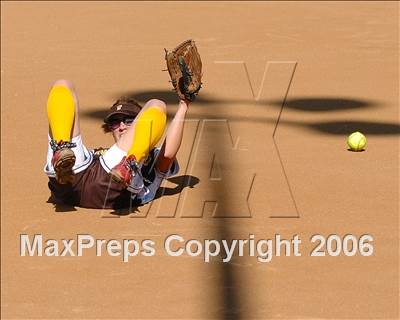 Thumbnail 1 in Ayala vs. Don Lugo (Jurupa Tourney) photogallery.