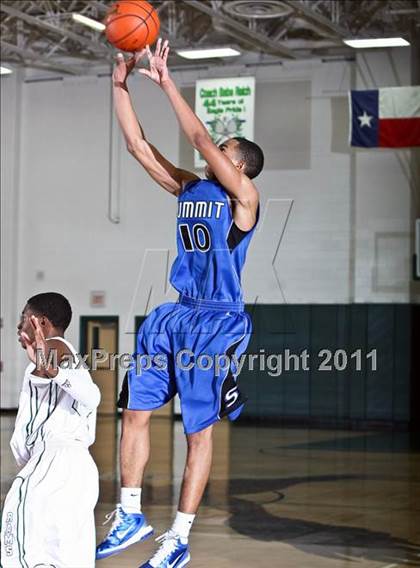 Thumbnail 1 in Mansfield Summit vs. Berkner (McDonalds Texas Invitational) photogallery.