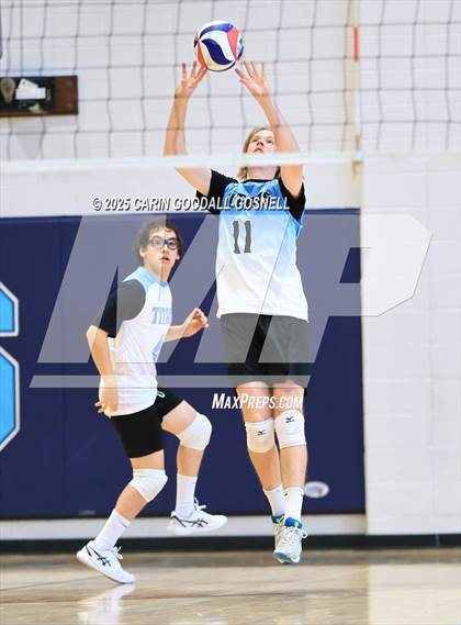 Thumbnail 2 in Wayne School of Engineering vs. New Bern (Beach Bash) photogallery.
